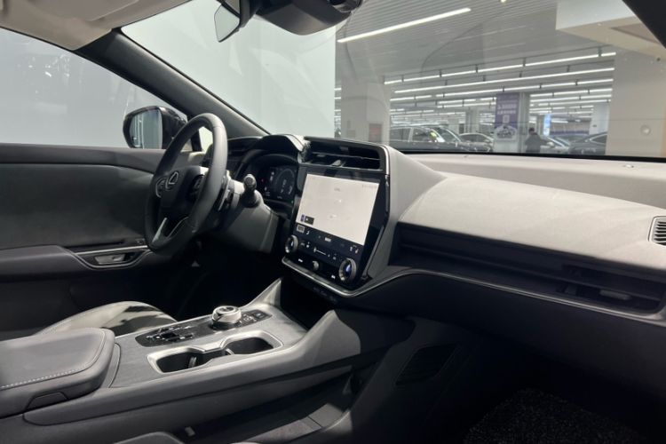 Used Lexus RZ 2023 450e All-Wheel Drive Luxury Edition
