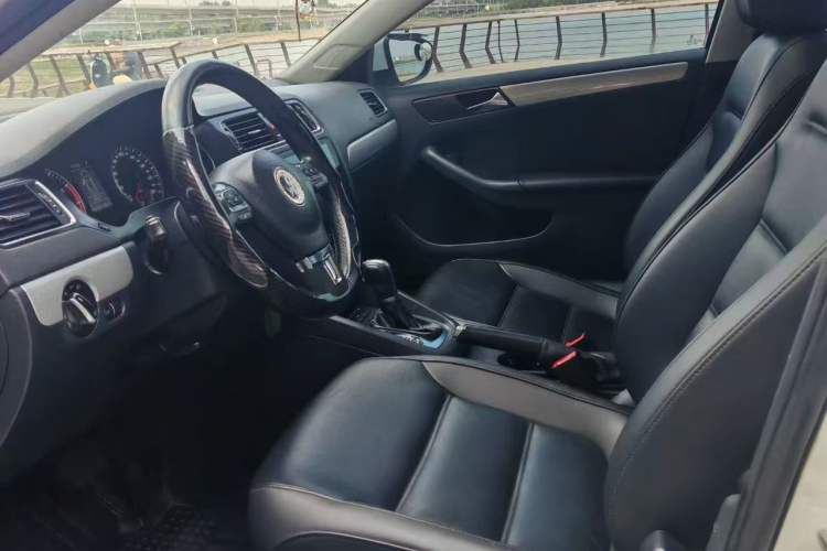 Used Volkswagen Sagitar 2014 1.4TSI Automatic Luxury Model