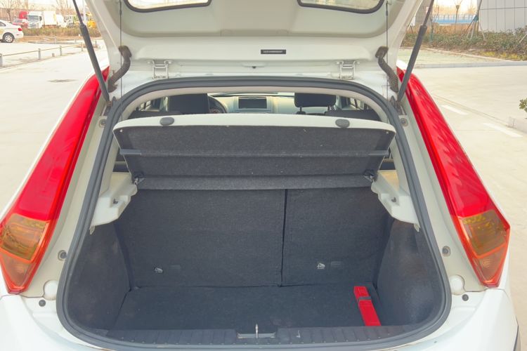 Used MG 3SW 2015 1.5L AMT Elite Version
