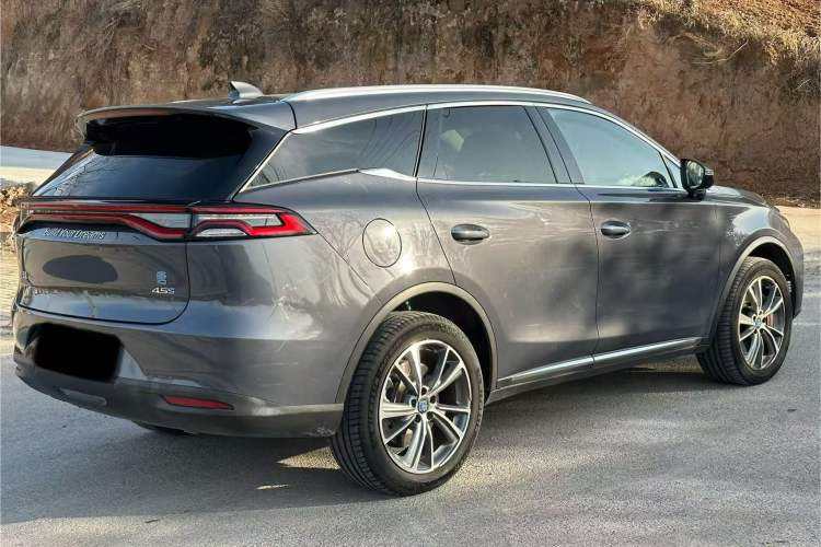 Used BYD Tang New Energy 2019 DM 2.0T All-Wheel Drive Smart Connectivity Enjoyment Model 7 Seats China VI Standard