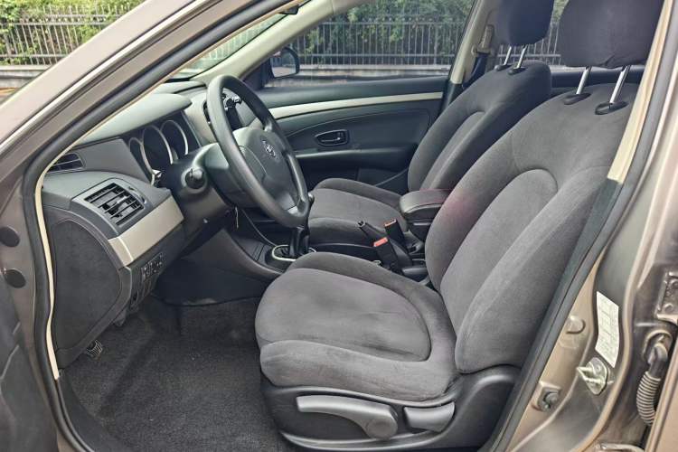 Used Nissan Sylphy 2018 Classic 1.6XE Manual Comfort Edition
