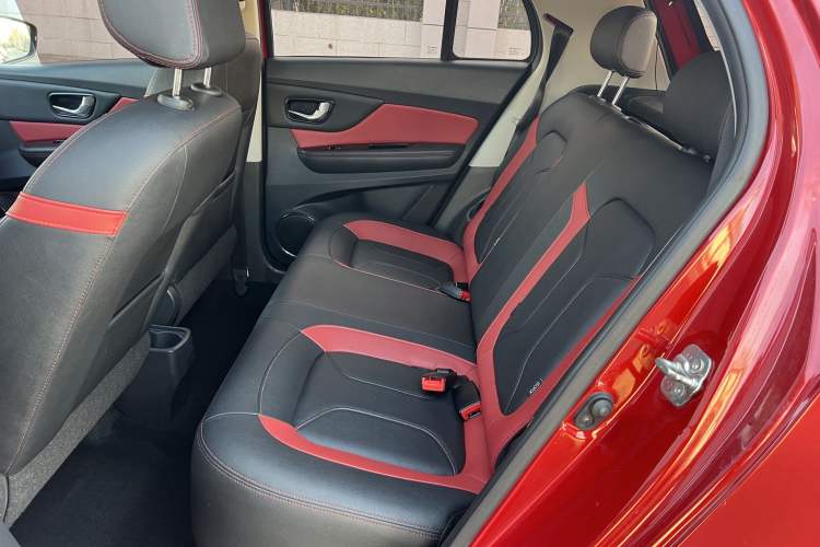 Used Haval H1 2017 Blue-Label 1.5L AMT Luxury Model
