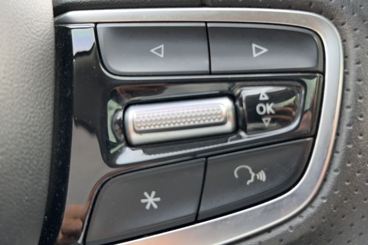 Used Roewe i5 2021 Revised Version 1.5L CVT Diamond Edition
