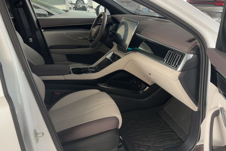 Used BYD Song PLUS New Energy 2025 EV Intelligent Driving Version 520km Premium Model