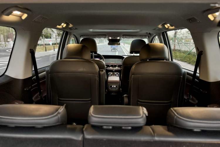 Used GAC Trumpchi M6 2021 270T DCT Elite Edition (7-seater)
