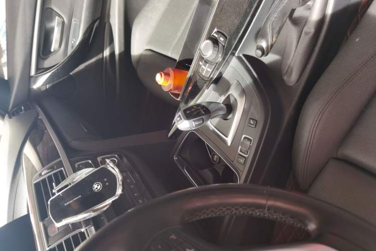 Used BMW 3 Series 2018 320Li Fashion Model
