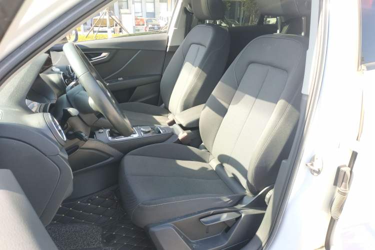 Used Audi Q2L 2018 35 TFSI Launch Exclusive Edition China V