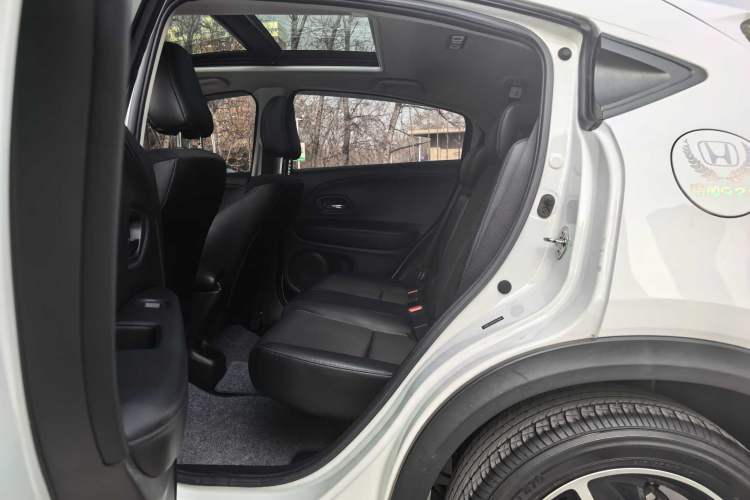 Used Honda Vezel 2020 1.5L CVT Luxury Edition
