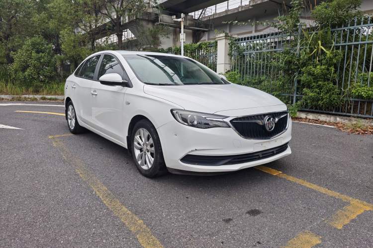 Used Buick GT 2018 15T Dual-Clutch Elite Model China V Standard
