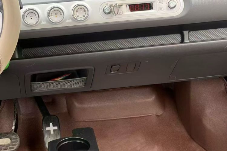 Used Wuling Hongguang MINIEV 2022 GAMEBOY 200km Play Edition with Lithium Iron Phosphate
