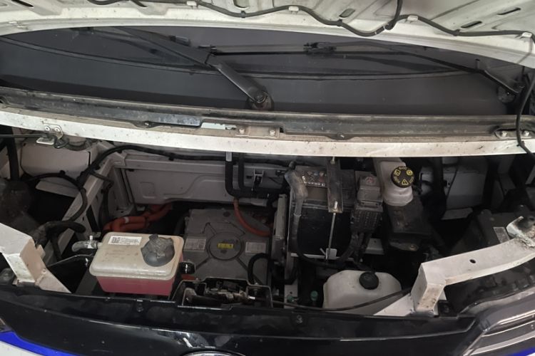 Used Foton Intelligent Blue Elf E7 2024 All-Electric Van Flat Roof 2 Seats EVE Energy 41.86 kWh
