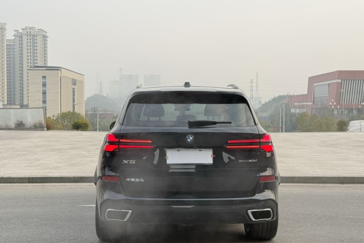 Used BMW X5 2023 xDrive 30Li Luxury M Sport Night Edition Package