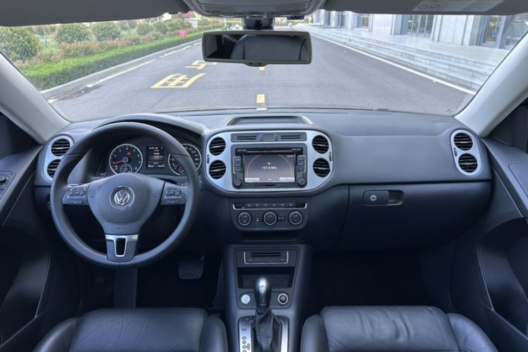 Used Volkswagen Tiguan 2015 1.8TSI Automatic Two-Wheel Drive Luxury Model
