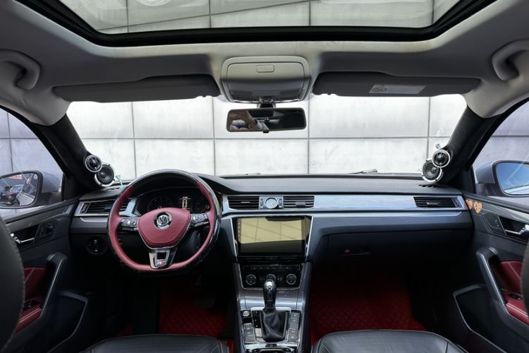 Used Volkswagen Passat 2017 330TSI DSG Luxury Edition
