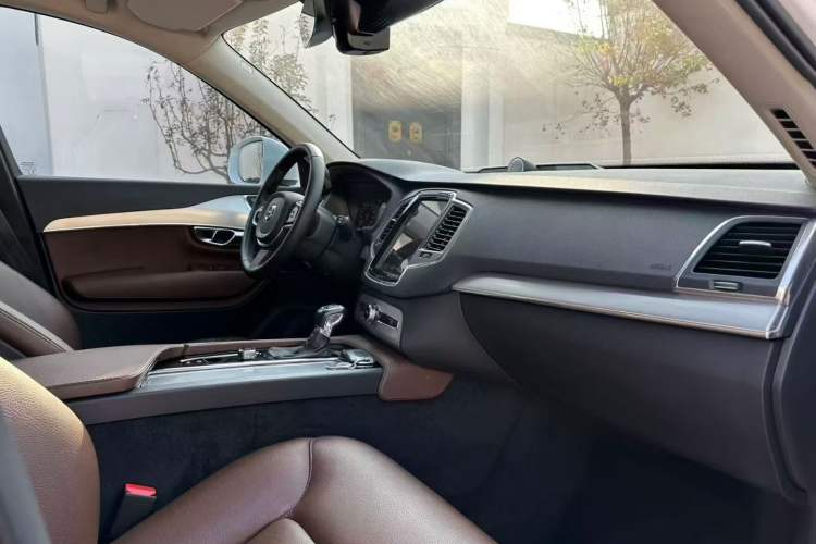 Used Volvo XC90 2019 T5 Zhiyi Edition 7-Seater China VI
