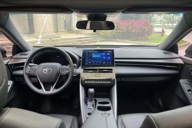 Used Toyota Avalon 2023 2.5L Luxury Edition
