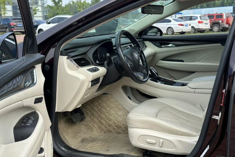 Used Buick LaCrosse 2022 Avenir Avia First Edition
