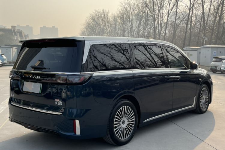 Used VOYAH Dream 2025 PHEV Four-Wheel-Drive Flagship Version – Qiankun Edition
