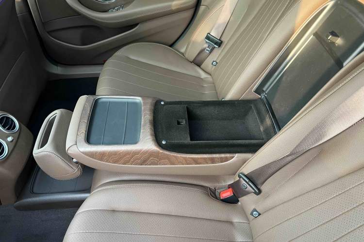 Used Mercedes-Benz E-Class 2019 E 260 L