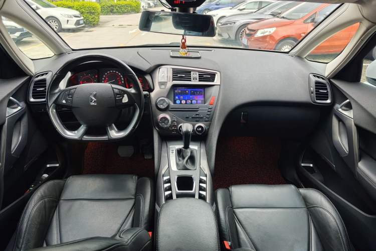 Used  5 2014 1.6T Elegant Version THP160
