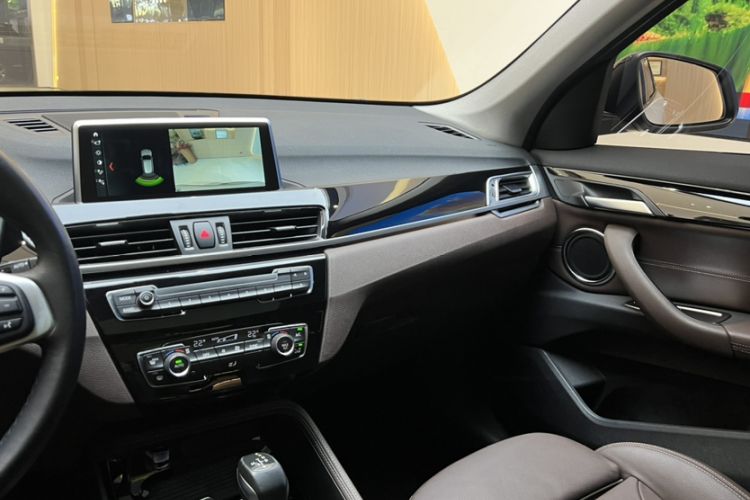 Used BMW X1 2019 xDrive20Li Luxury Model
