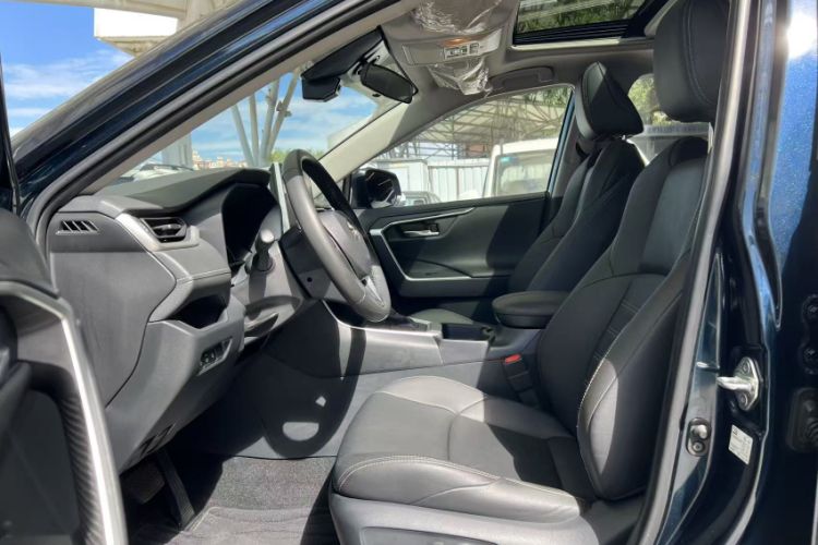 Used Toyota Wildlander 2021 2.0L CVT Two-Wheel Drive Luxury Edition
