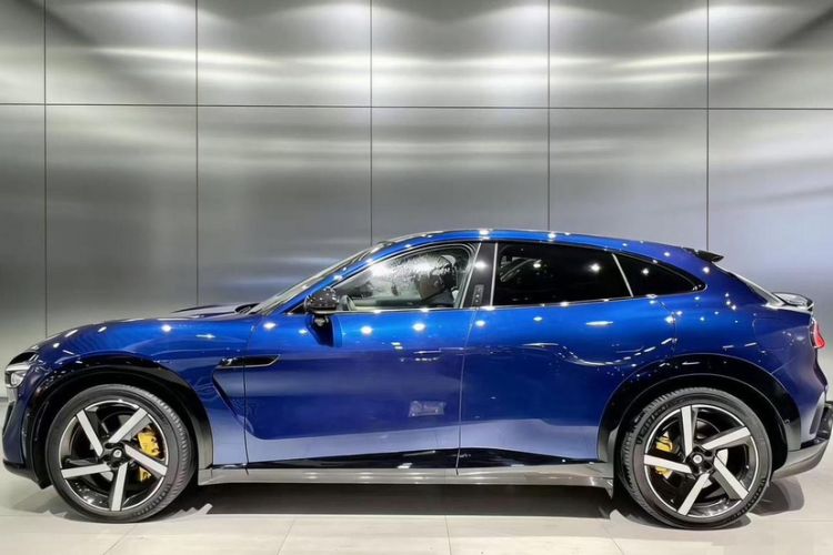 Used  YU7 2025 Ultra-Long Range High-Performance All-Wheel-Drive Max Edition