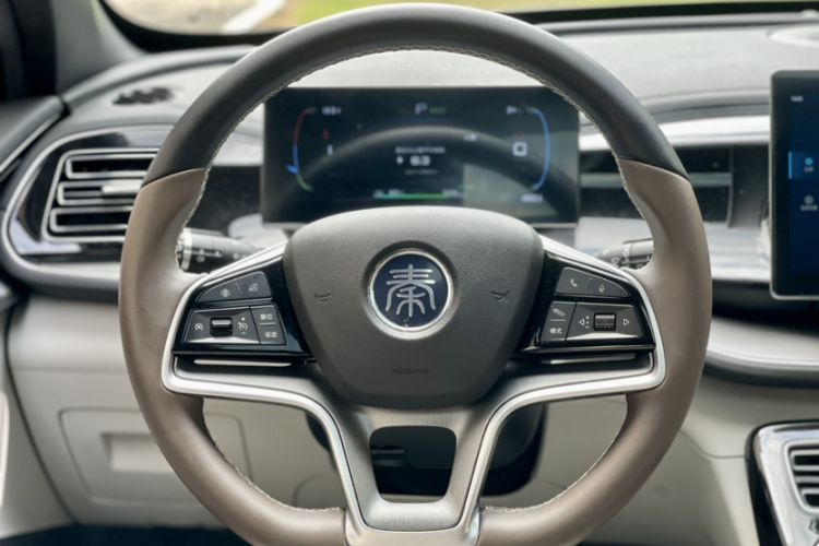 Used BYD Qin PLUS 2023 Champion Edition EV 420KM Superior Model
