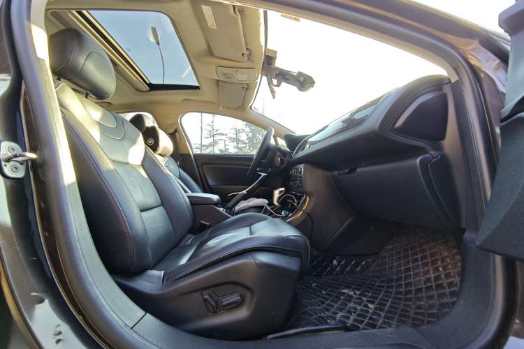 Used Citroen C5 2014 2.0L Automatic Luxury Edition
