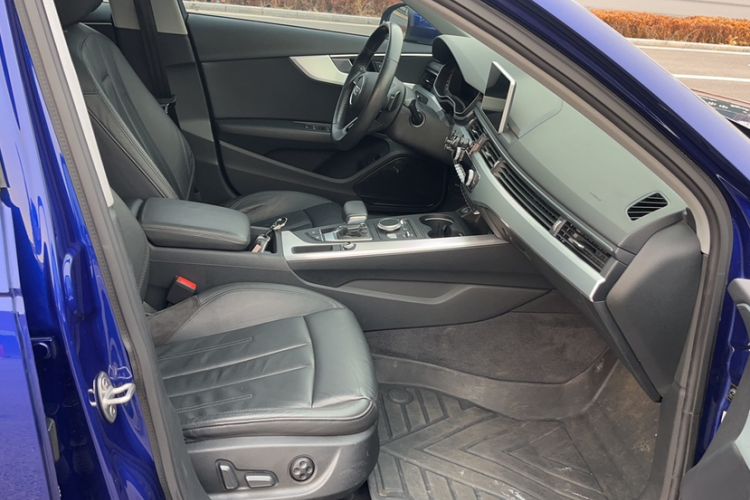 Used Audi A4L 2019 40 TFSI Fashion Edition China VI Emission Standard
