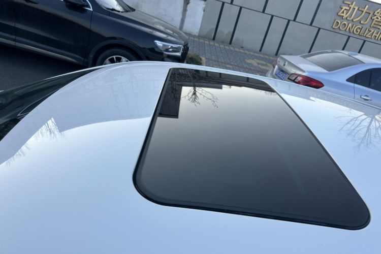 Used Volkswagen Polo 2016 1.6L Automatic Comfort Model
