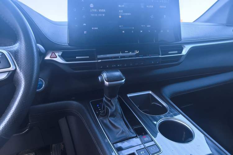 Used Toyota Sienna 2021 2.5L Hybrid Premium Edition