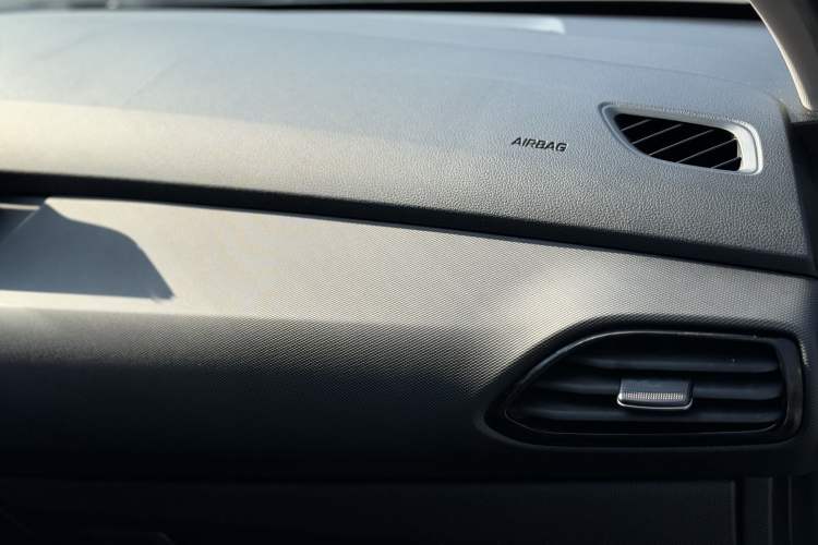 Used Hyundai Celesta 2020 1.6L Automatic GL Enjoyable Edition
