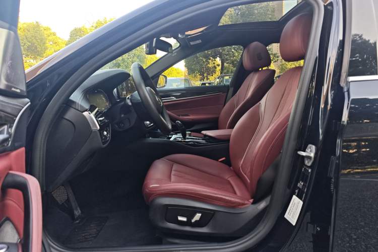 Used BMW 5 Series 2021 Facelifted 525Li M Sport Package
