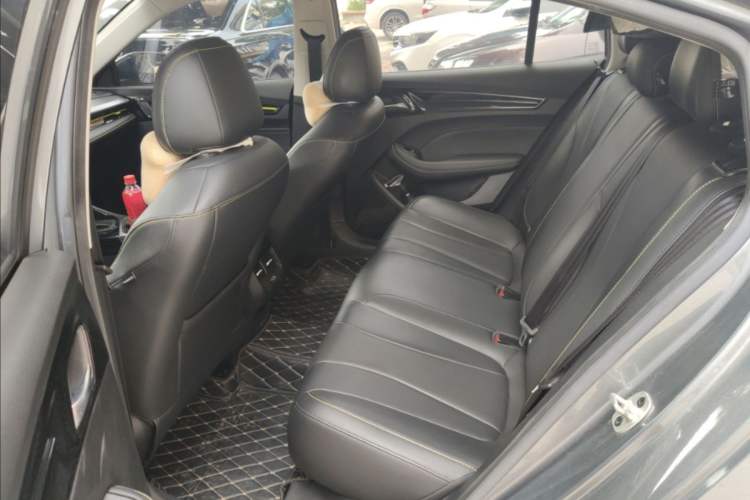 Used Roewe i5 2021 1.5L CVT Starry Edition
