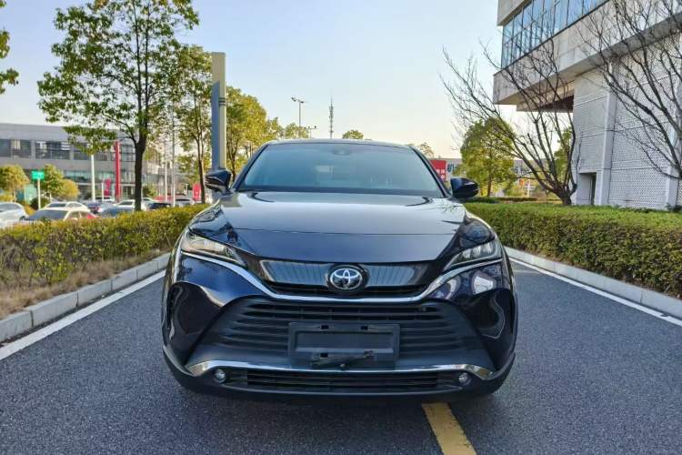 Used Toyota Harrier 2022 2.0L CVT Two-Wheel Drive Entry Version