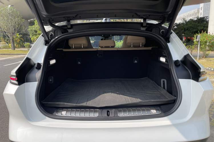 Used Nio ET5T 2024 75kWh Touring
