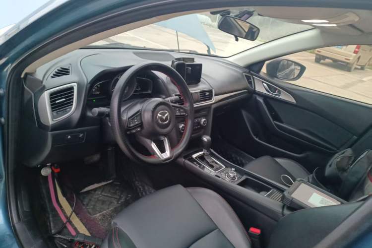 Used Mazda Mazda 3 Axela 2017 Sedan 1.5L Automatic Luxury Model Emission Standard China V