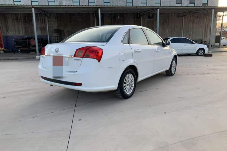 Used Buick Excelle 2015 1.5L Automatic Classic Model
