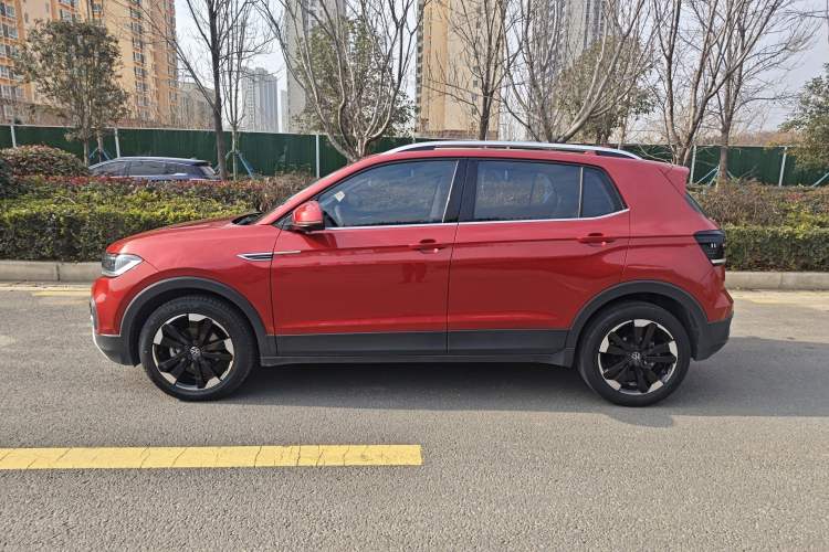 Used Volkswagen Tacqua 2020 1.5L Automatic Yue
