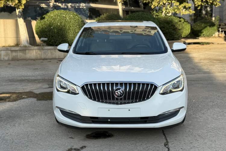 Used Buick GT 2015 15N Automatic Elite Version
