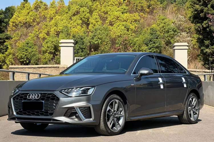 Used Audi A4L 2022 40 TFSI Fashion Dynamic Model
