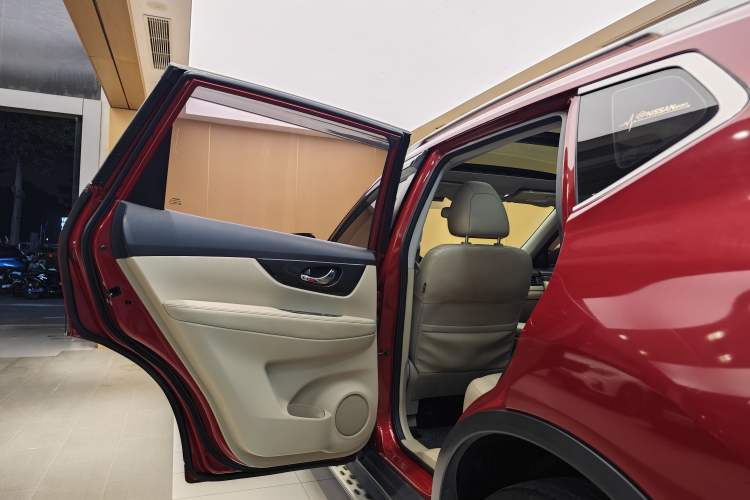 Used Nissan X-Trail 2017 2.0L CVT Comfort Edition 2WD