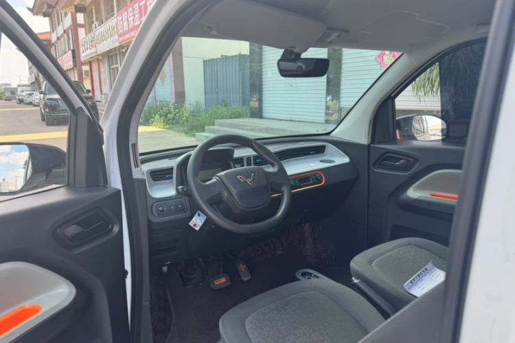 Used Wuling Hongguang MINIEV 2022 Easy Version Lithium-NMC
