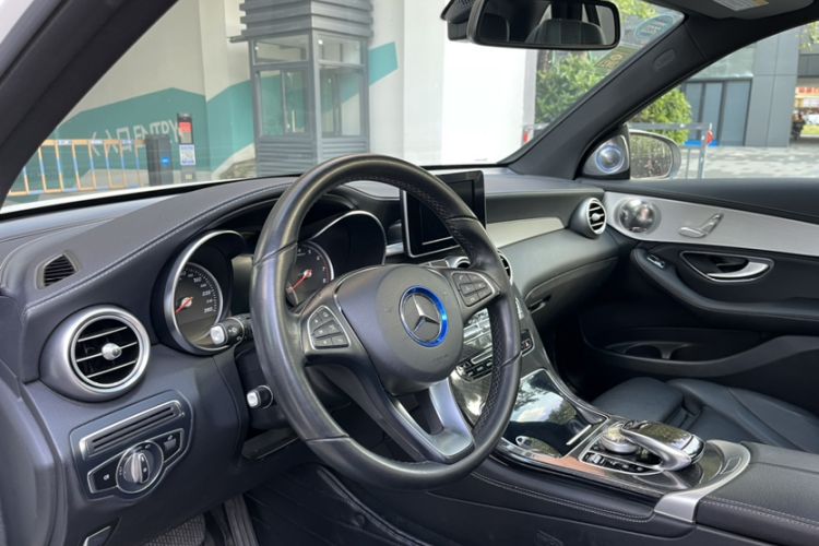 Used Mercedes-Benz GLC 2019 GLC 200 L 4MATIC
