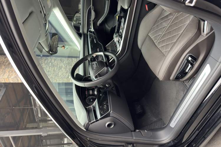 Used Audi A8 2024 A8L 50 TFSI quattro Prestige Edition