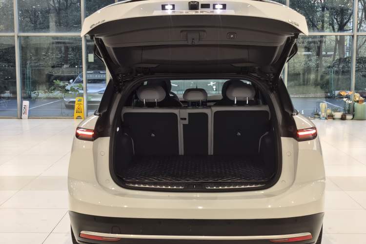 Used Nio ES6 2024 75 kWh