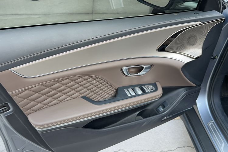 Used BYD Han 2022 DM-i 121KM Prestige Model