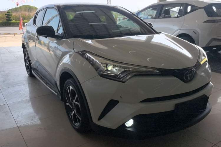 Used Toyota C-HR 2020 2.0L Luxury Edition
