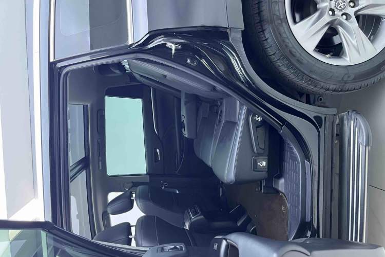 Used Toyota Highlander 2018 2.0T Four-Wheel Drive Luxury Version 7 Seats China VI Standard